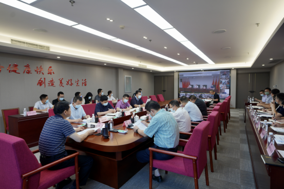 四川永利集团集团召开疫情防控事情向导小组2022年第3次聚会 集团党委书记、董事长、疫情防控事情向导小组第一组长任丁主持聚会并讲话